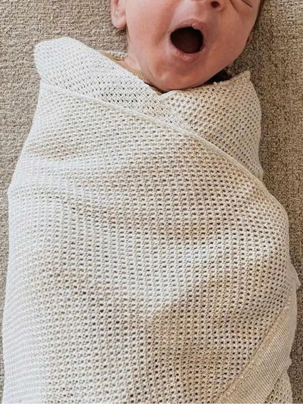 🤎 We Are AMMA Natural Cocoon Neutral Oatmeal Color Nursing Cover Shawl Wrap